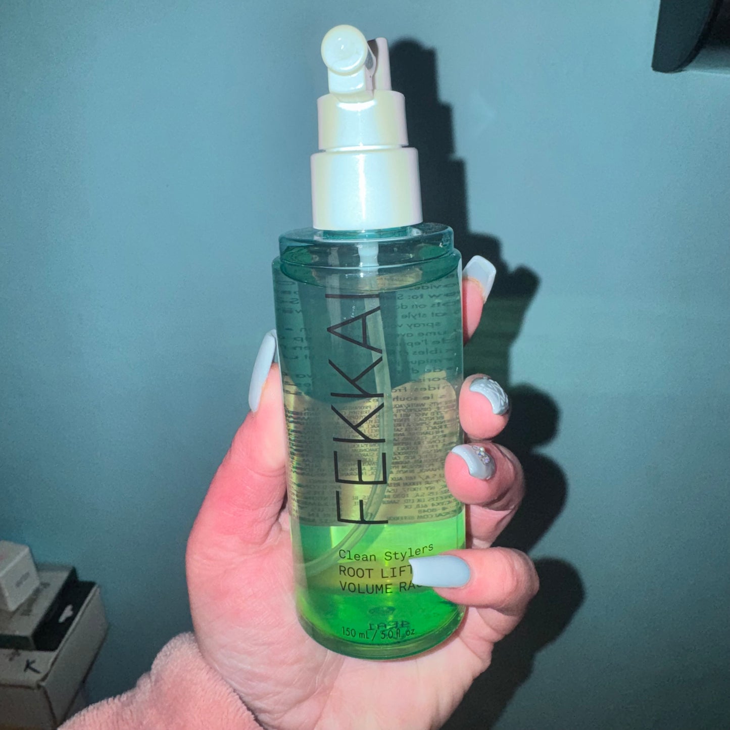 Root lift spray