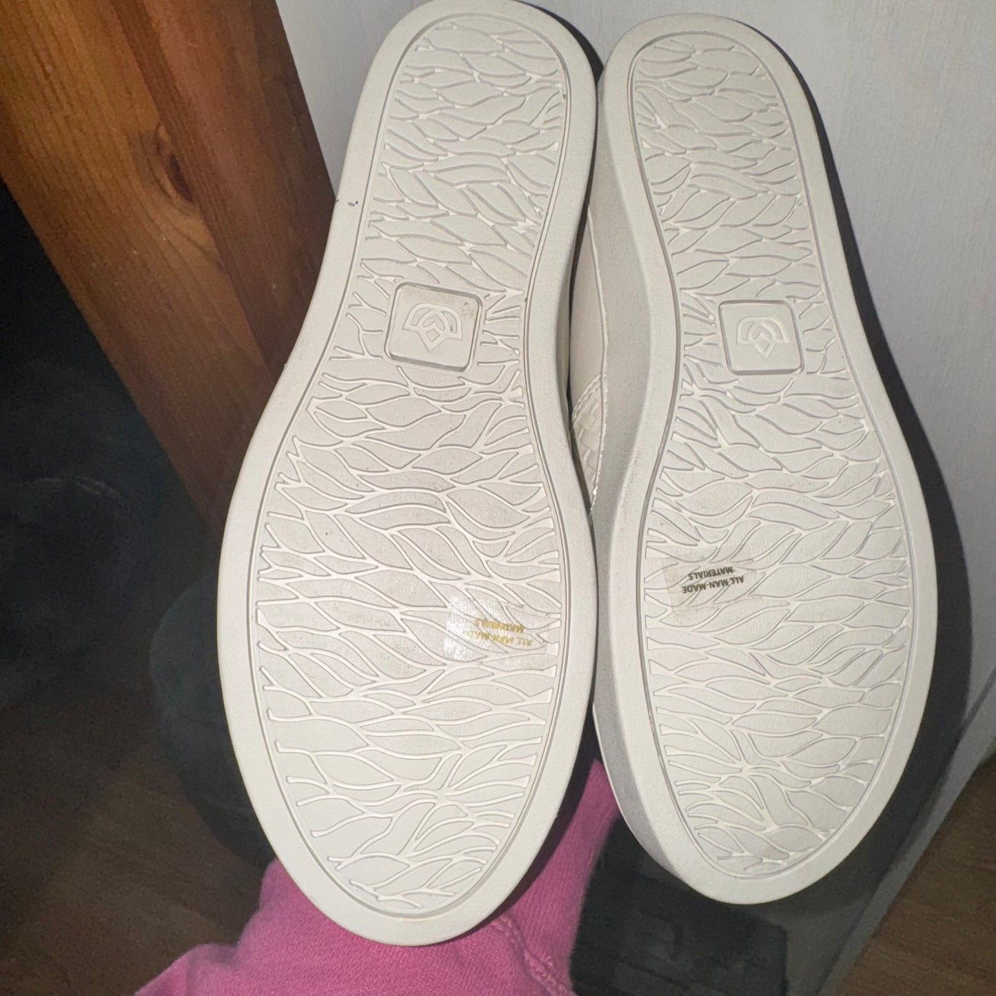 Mule shoes