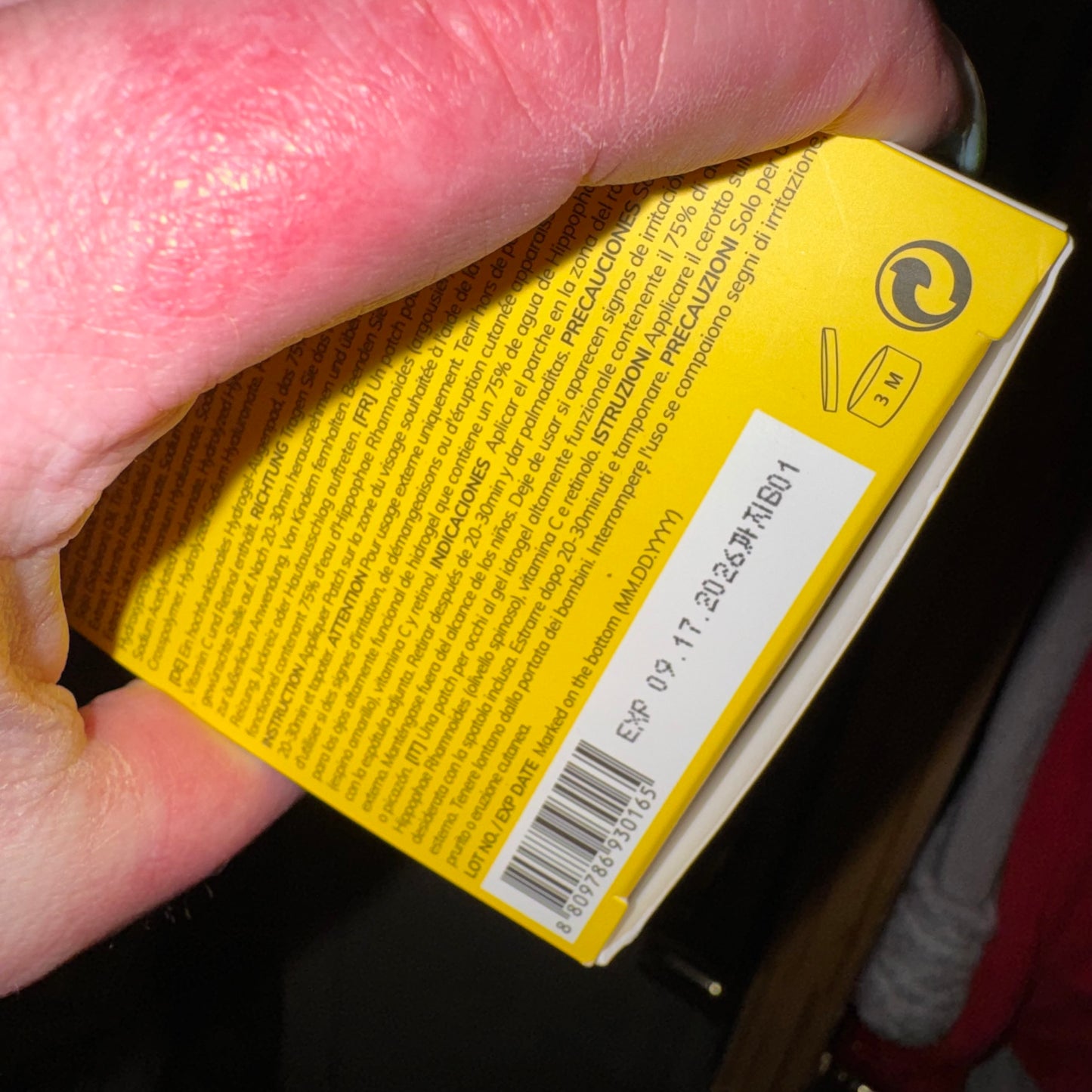 Hydrogel eye patches