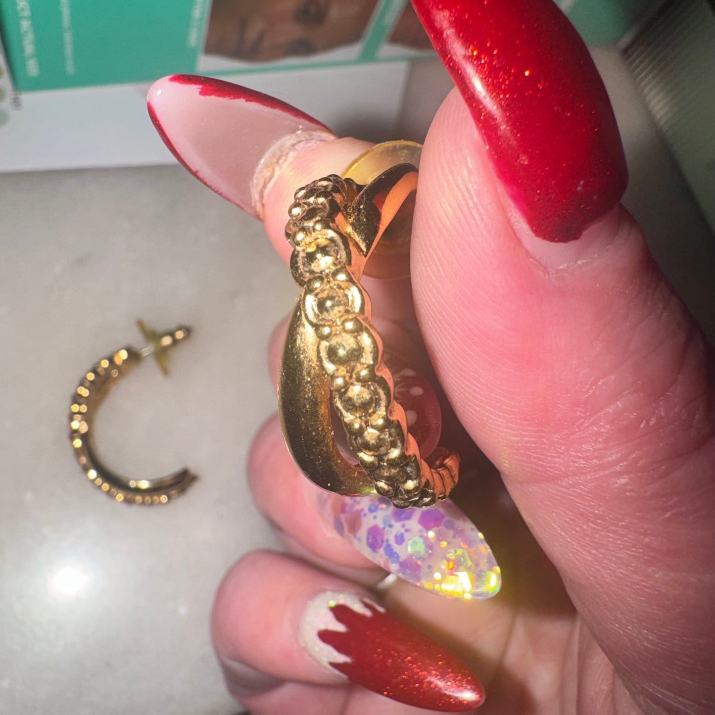 Vintage sparkling accents hoop earrings