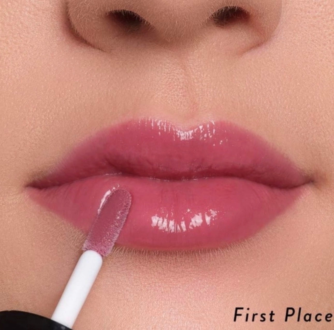 Tinted lip oil
