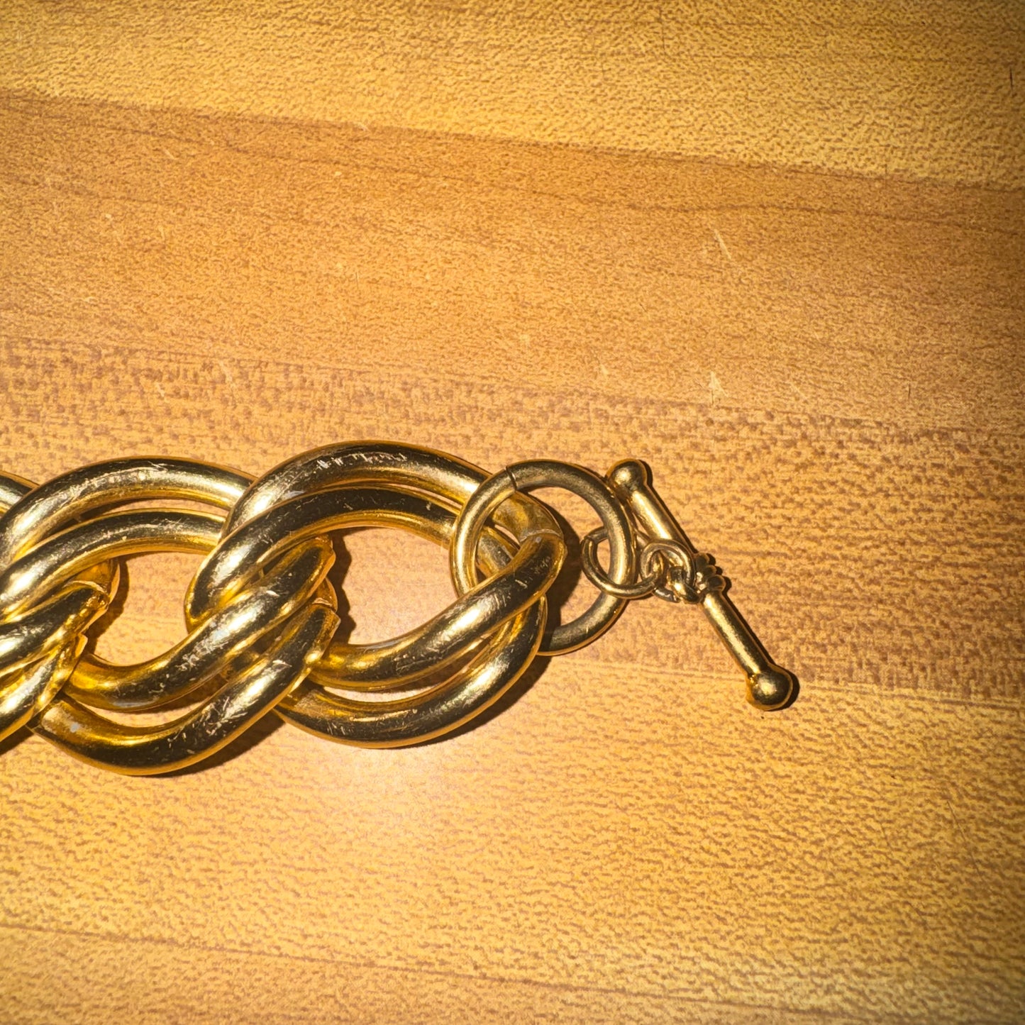 Vintage Avon necklace & bracelet set
