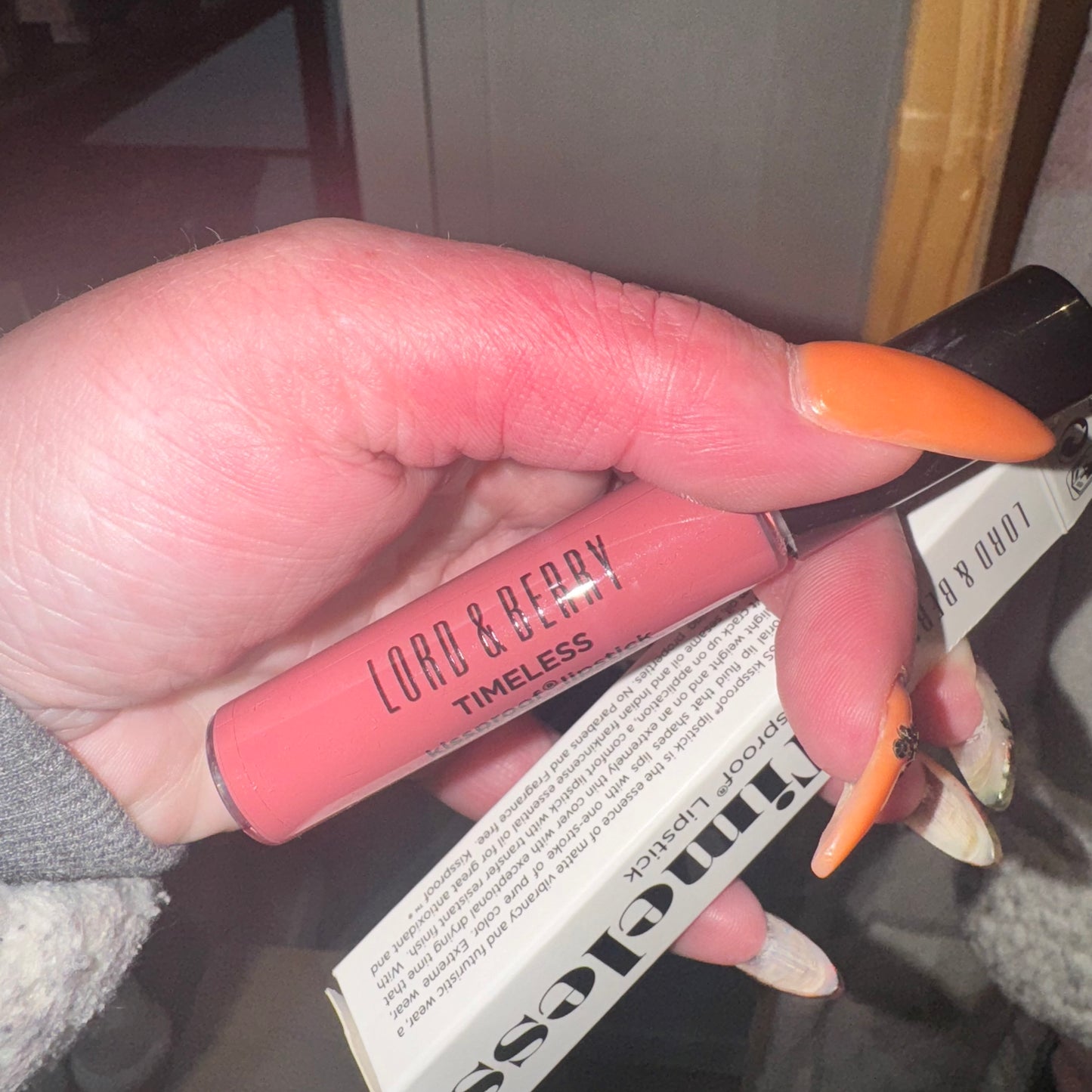 Timeless kissproof lipstick