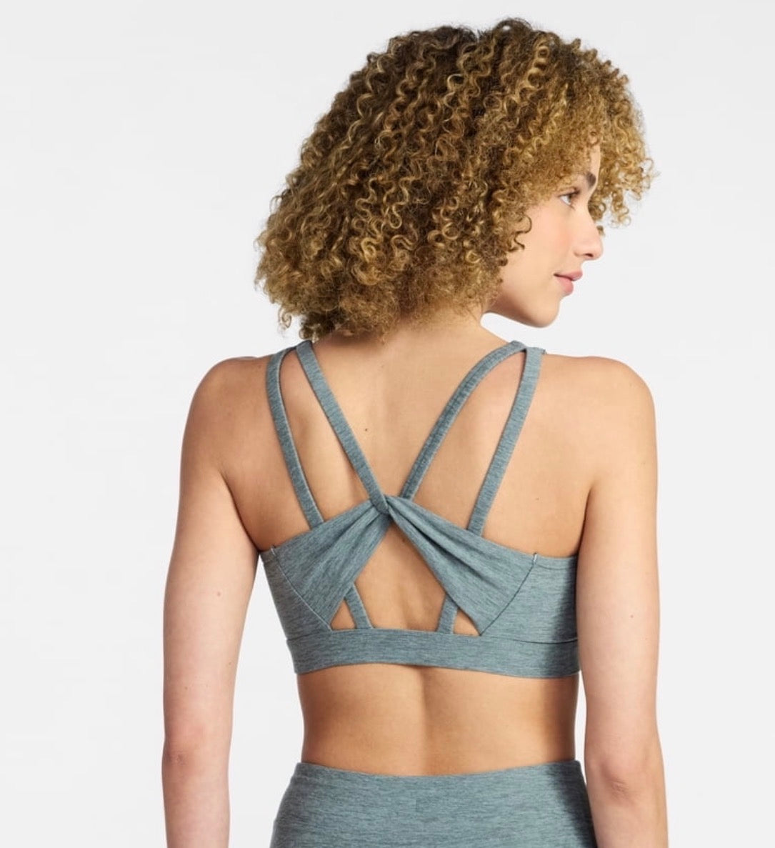 Butter core twist sports bra