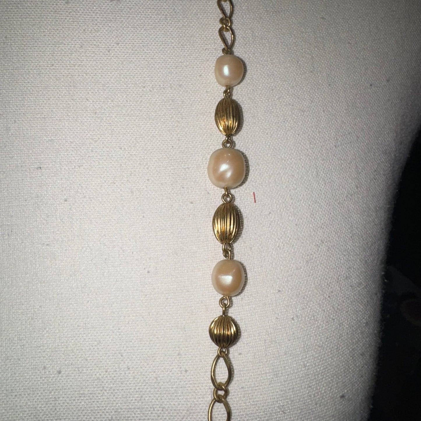 Vintage Avon necklace