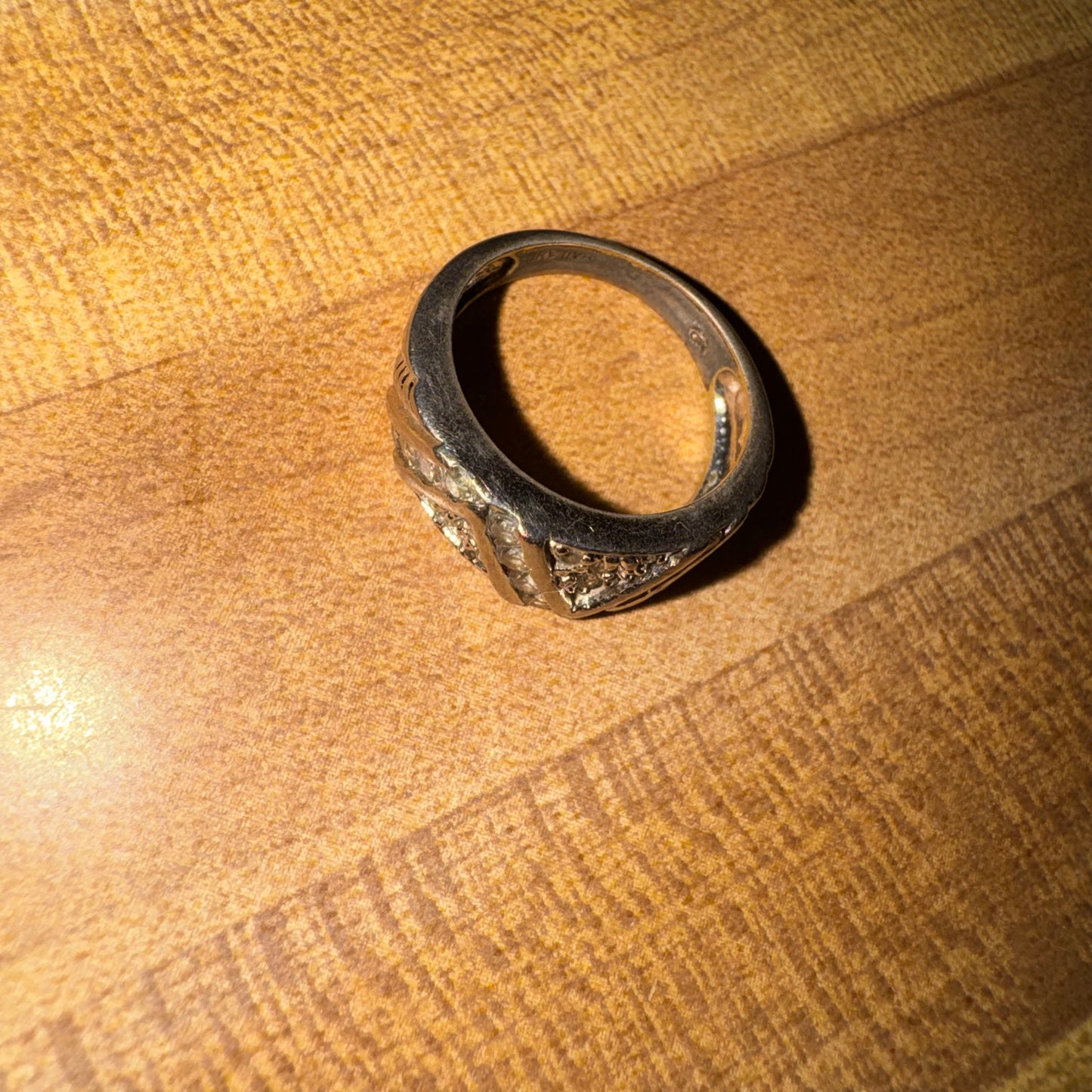Vintage silver tone rhinestone ring