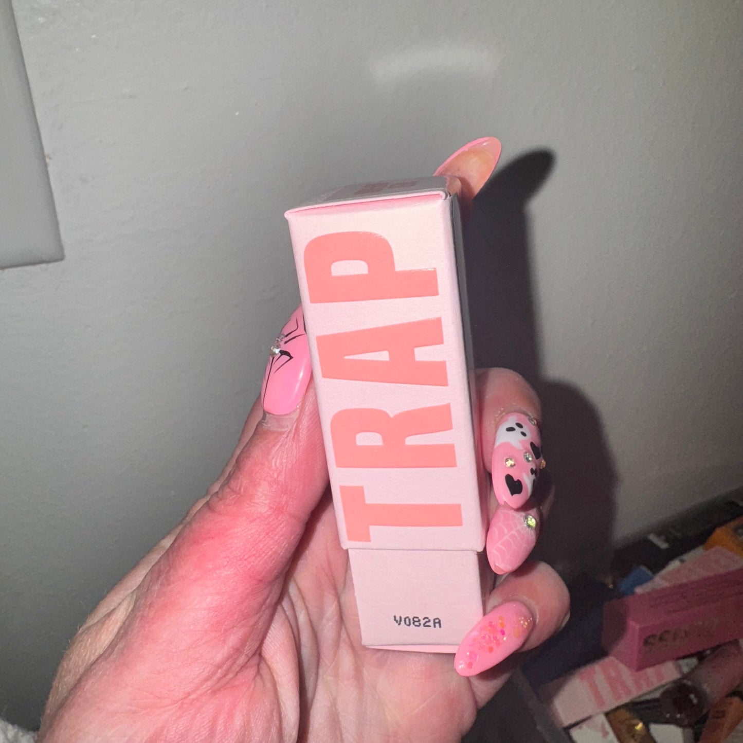Velvet trap lipstick